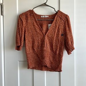 Abercrombie short sleeve blouse top